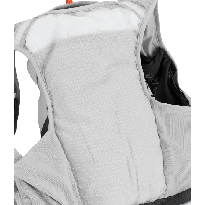 【2025初入荷】Rab / ラブ Veil 12 ベイル12(ユニセックス)大阪店のみ