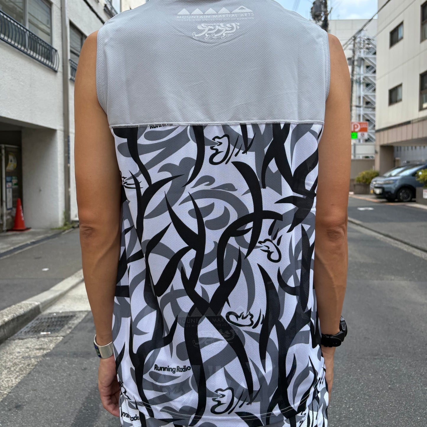 【2025夏モデル】MMA/マウンテンマーシャルアーツ Takumi Okada Camo Sleeve‐less(Gray)【名古屋店のみ】