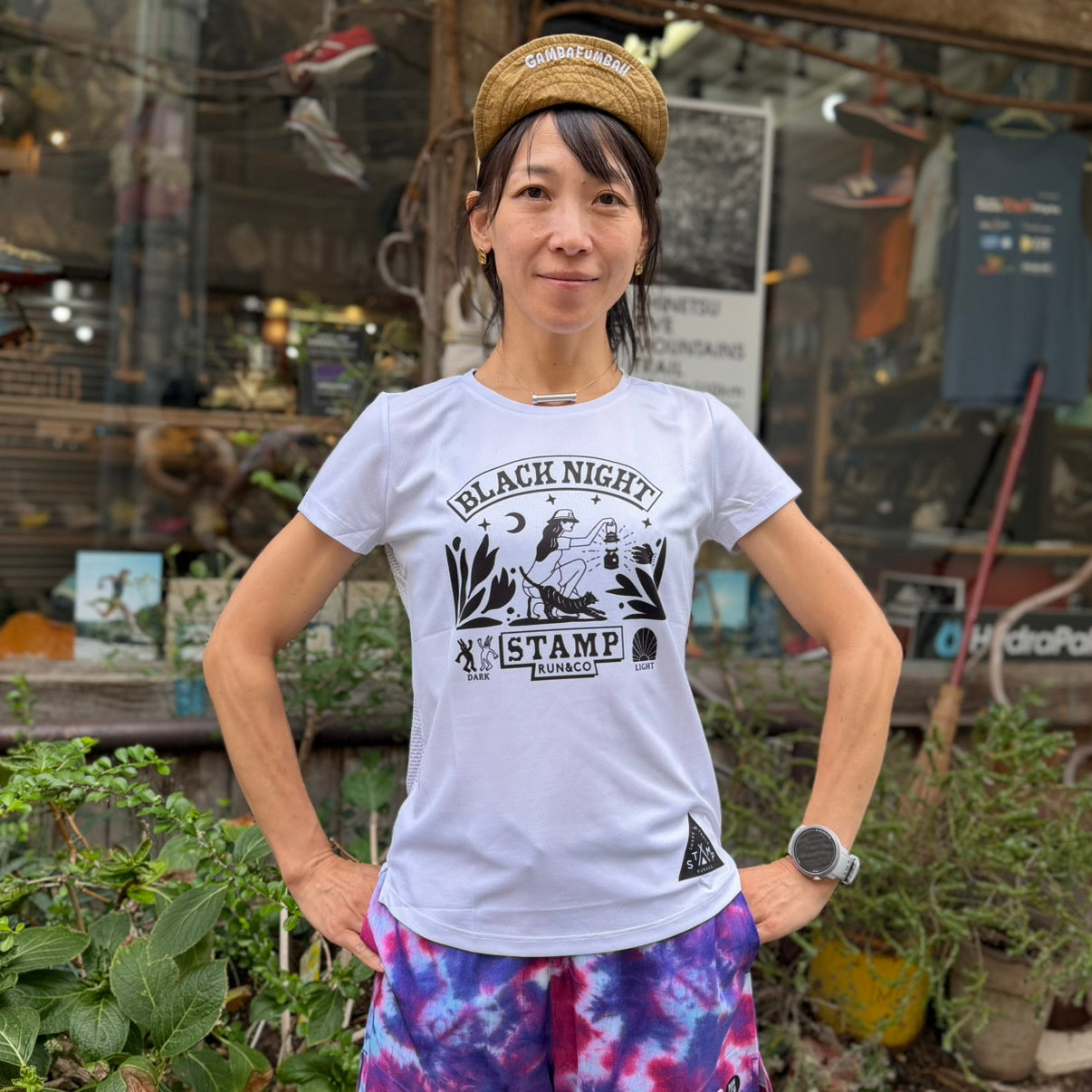 【2025秋冬】STAMP/スタンプ SGRAPHIC WOMENS RUN TEE "BLACK NIGHT" (ウィメンズ)