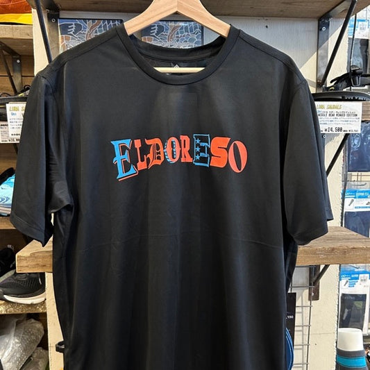 【30% OFF】2024秋 エルドッソ Is This Tee ブラック(ユニセックス/大阪店のみ)