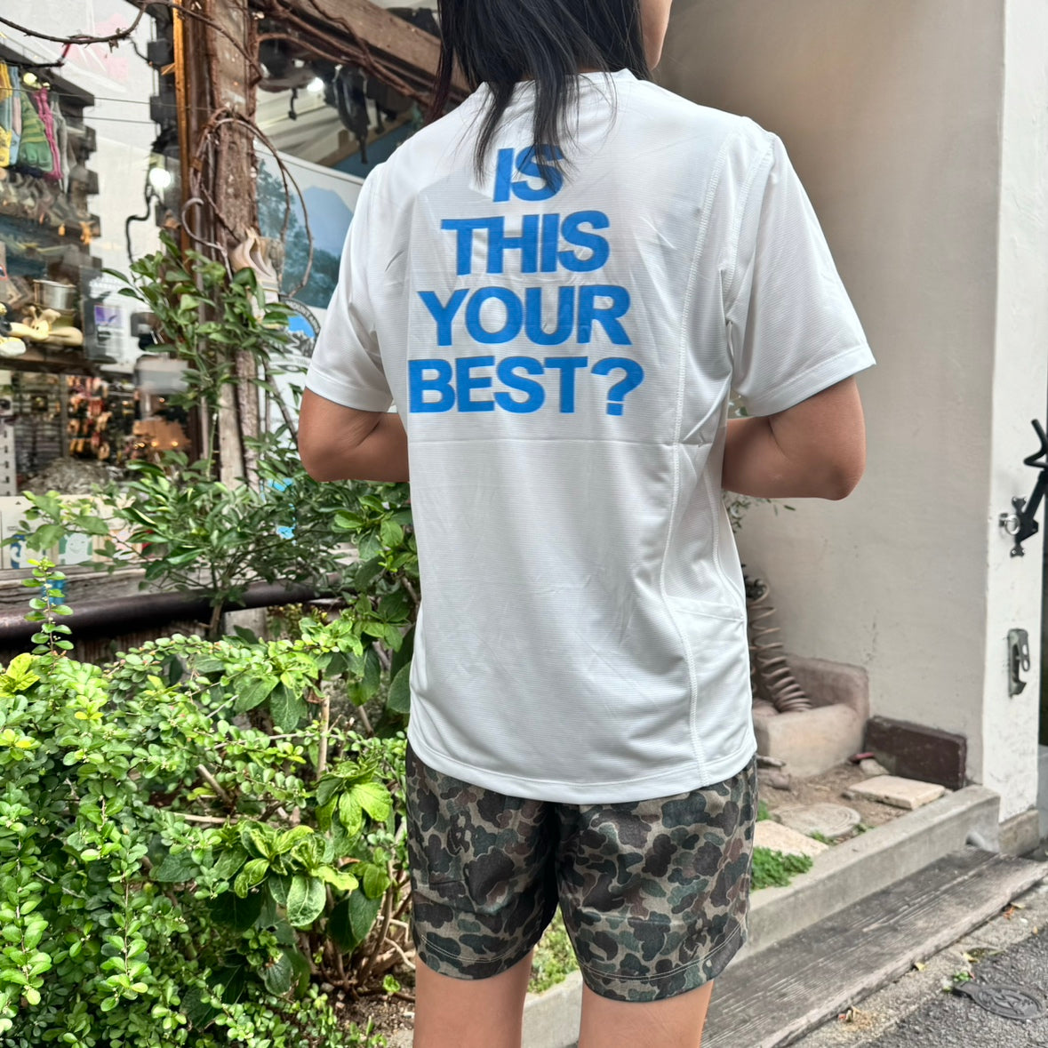 【30% OFF】2024秋】エルドッソ Is This Tee ホワイト(ユニセックス)(大阪店のみ)