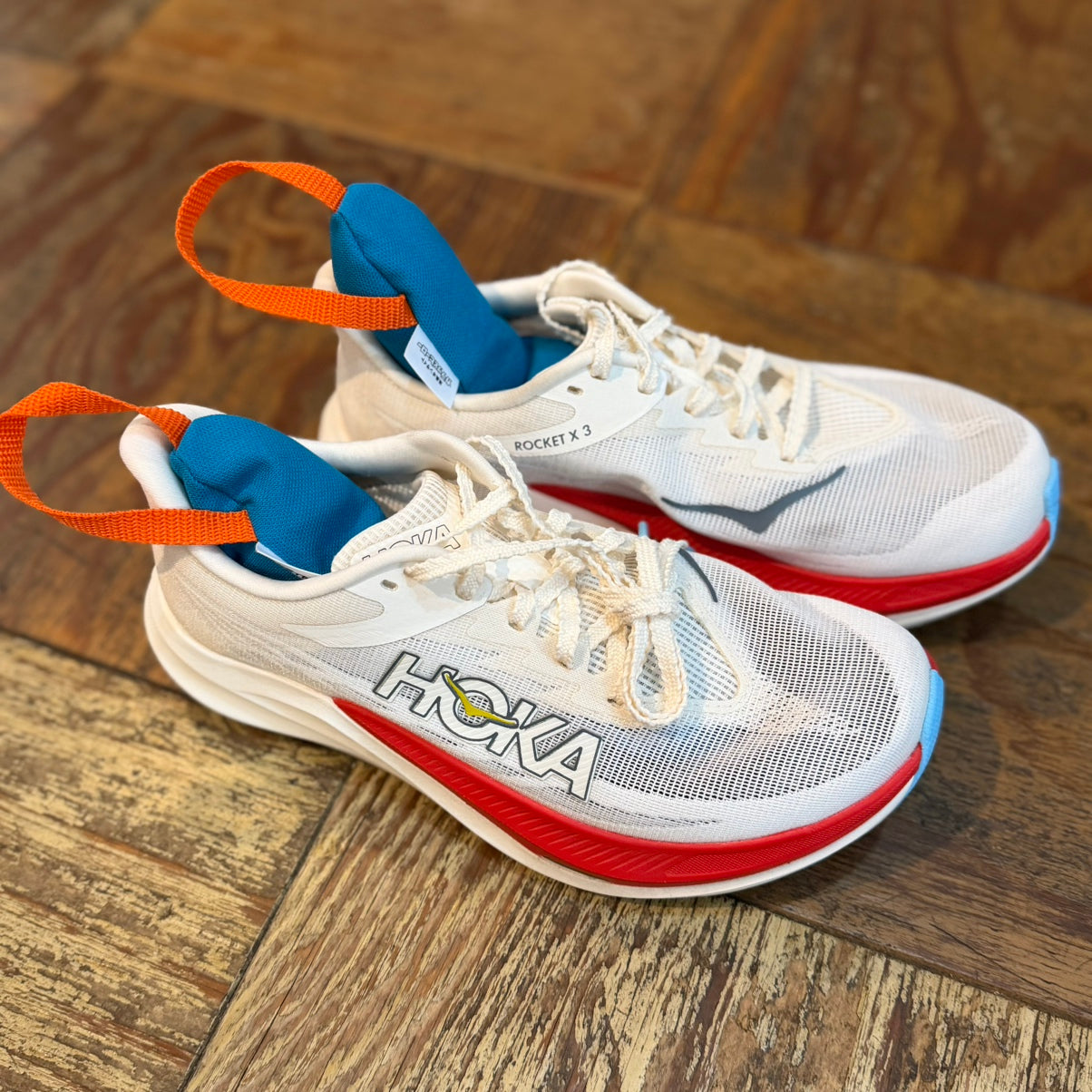 山仁薬品 　消臭オンサイト カラッとヒーロー　（ 靴用乾燥剤）
