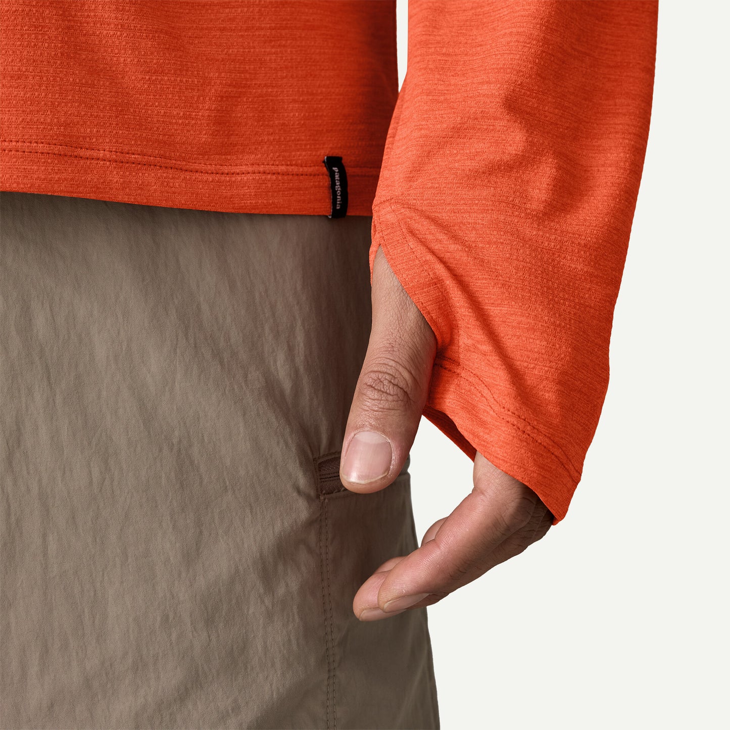 【2026春夏】 patagonia/パタゴニア（メンズ）キャプリーン・クール・サン・フーディ 44800