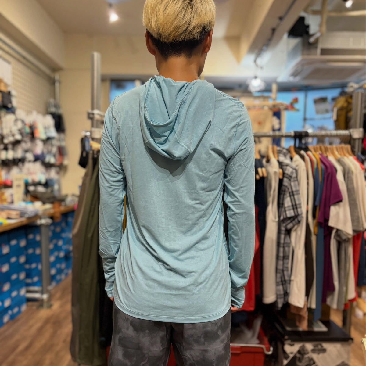 【2026秋冬新色】 patagonia/パタゴニア（ウィメンズ）キャプリーン・クール・ウルトラ・フーディ 44700