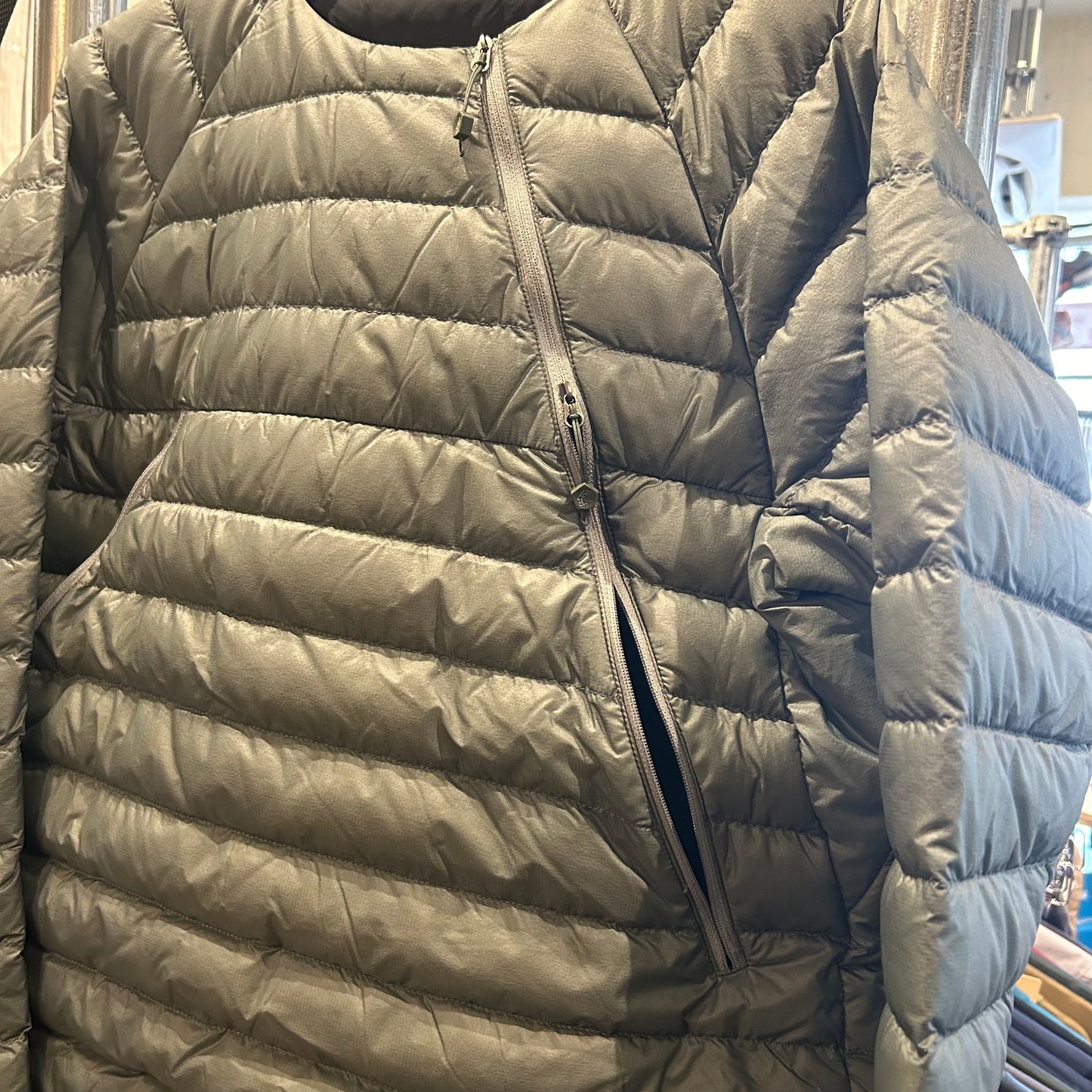 【2023FW】Teton Bros./ティートンブロス　Tsurugi 10th Down Jacket（ユニセックス/名古屋店のみ）