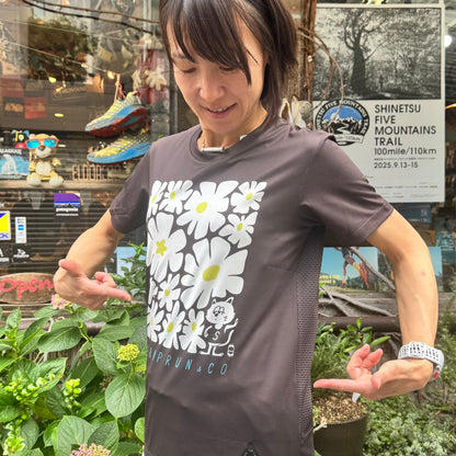 【2025.春夏】STAMP/スタンプ STAMP GRAPHIC RUN TEE (FLOWER)