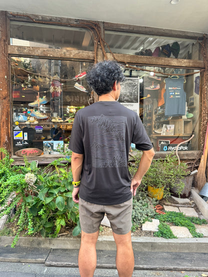 【定番】　patagonia/パタゴニア（メンズ）  キャプリーン・クール・デイリー・グラフィック・シャツ 45235