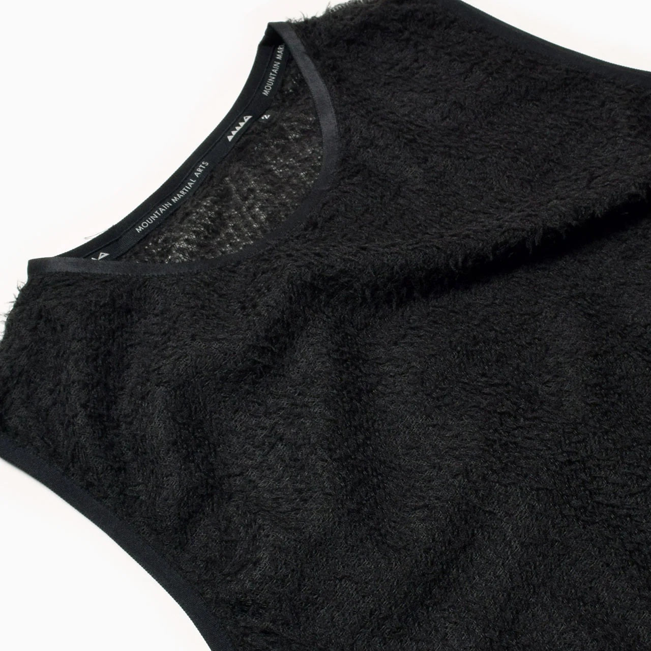 【2025秋冬】MMA/マウンテンマーシャルアーツ MMA GACHIO "MASTER THE RACE"Alpha Vest【名古屋店のみ】